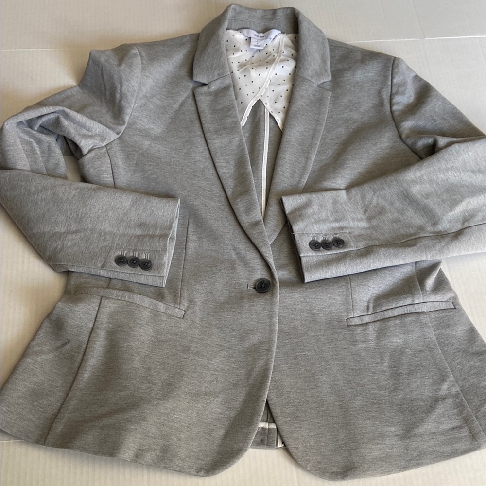 Old Navy Woman’s Gray Tailored Blazer